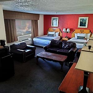 Queen Suite